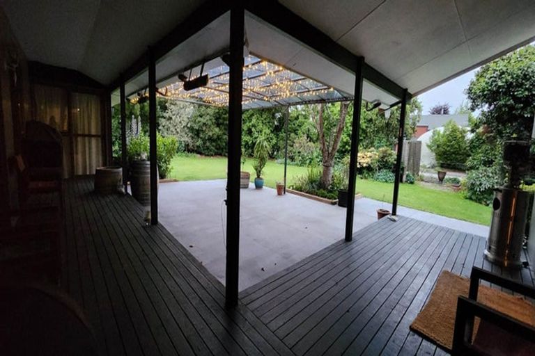 Photo of property in 225 West Belt, Rangiora, 7400