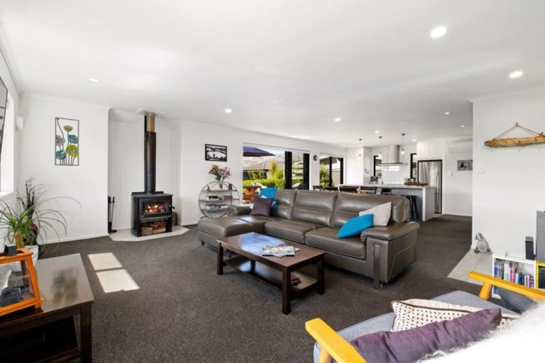 Photo of property in 4 Magnetic Place, Cromwell, 9310