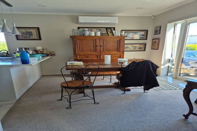 Photo of property in 28 Saddleback Crescent, Papakura, 2110