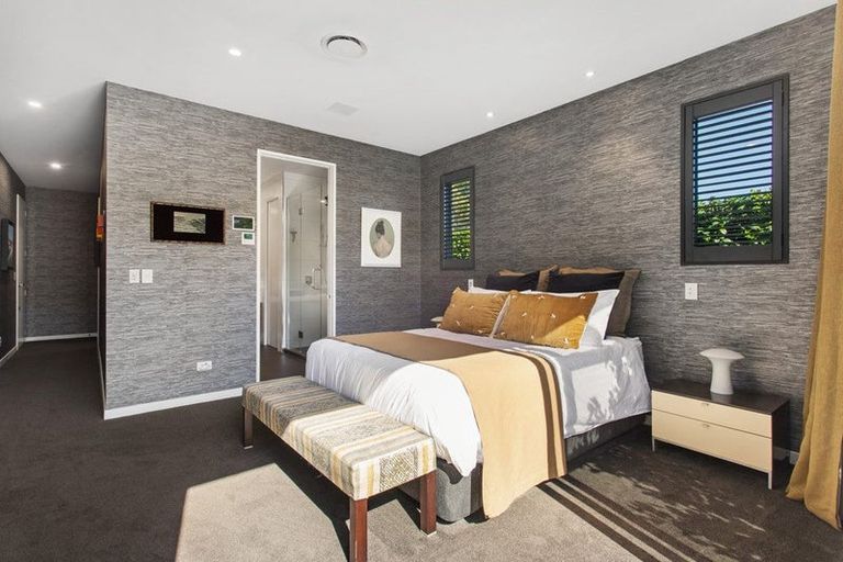 Photo of property in 17 Clyde Road, Upper Riccarton, Christchurch, 8041