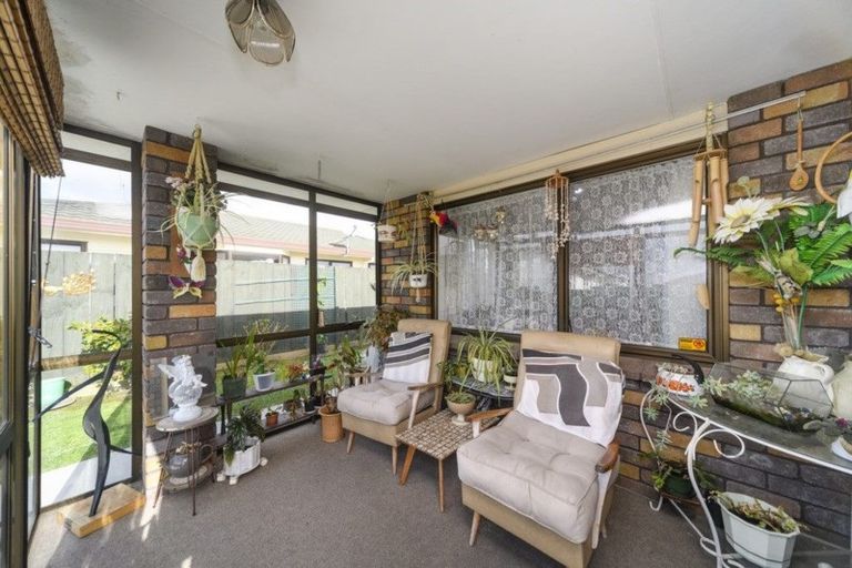 Photo of property in 2/89 College Street, Awapuni, Palmerston North, 4412