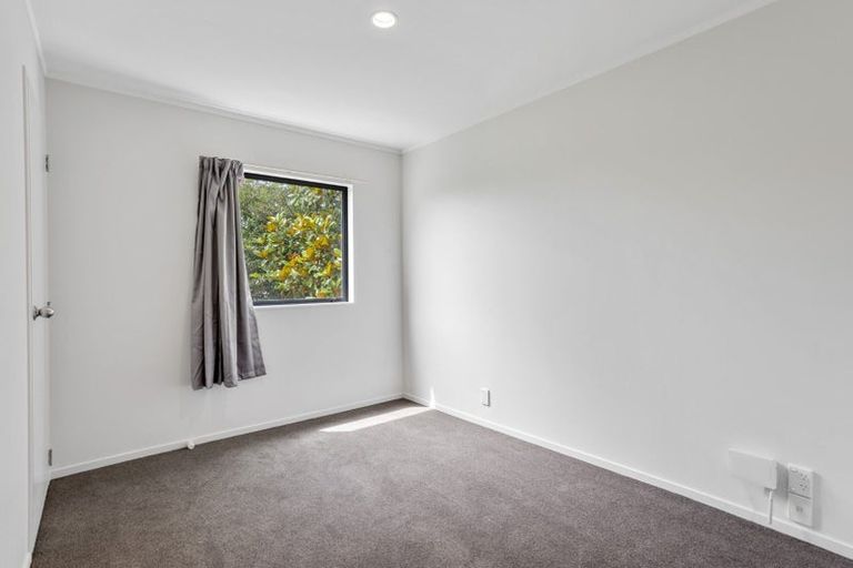 Photo of property in 17 Keegan Drive, Massey, Auckland, 0614