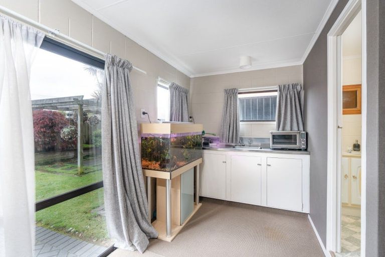 Photo of property in 2/48 Ngamotu Road, Hilltop, Taupo, 3330