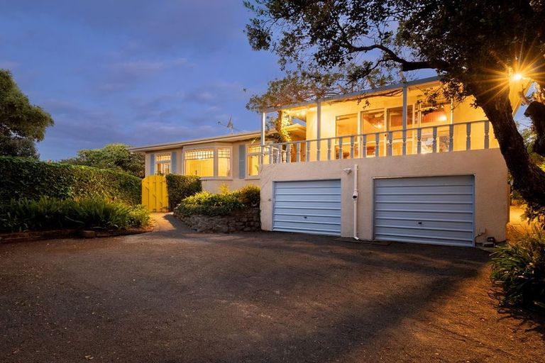 Photo of property in 3 Arthur Street, Paraparaumu Beach, Paraparaumu, 5032