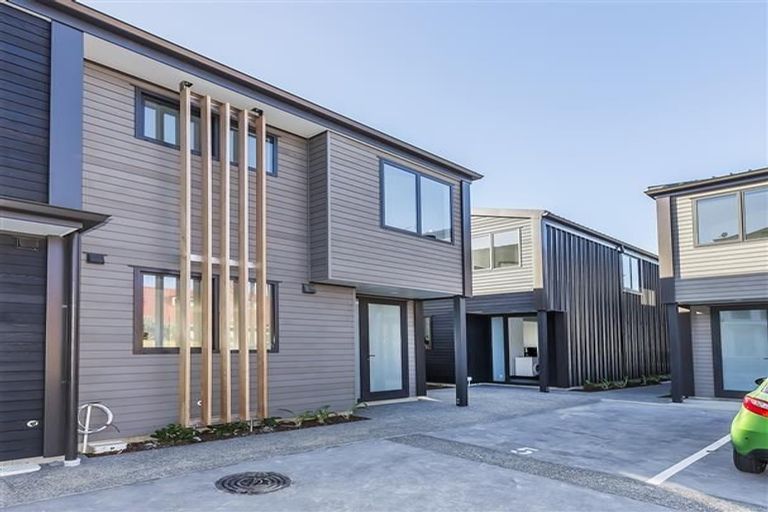 Photo of property in 5/74 Derwent Street, Island Bay, Wellington, 6023