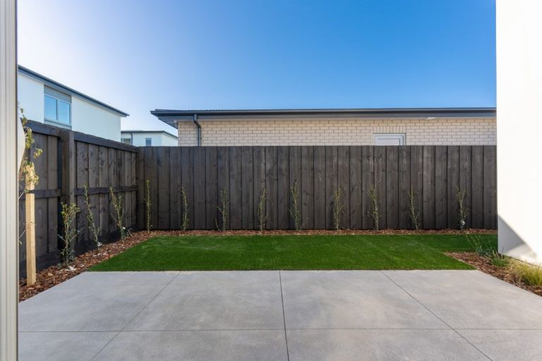 Photo of property in 1/38 Vagues Road, Northcote, Christchurch, 8052