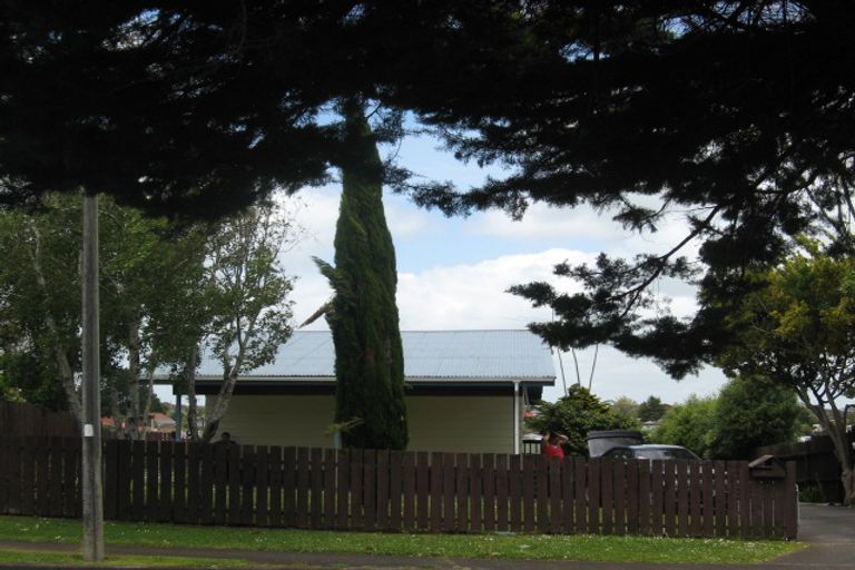 Photo of property in 4 Matua Place, Clendon Park, Auckland, 2103