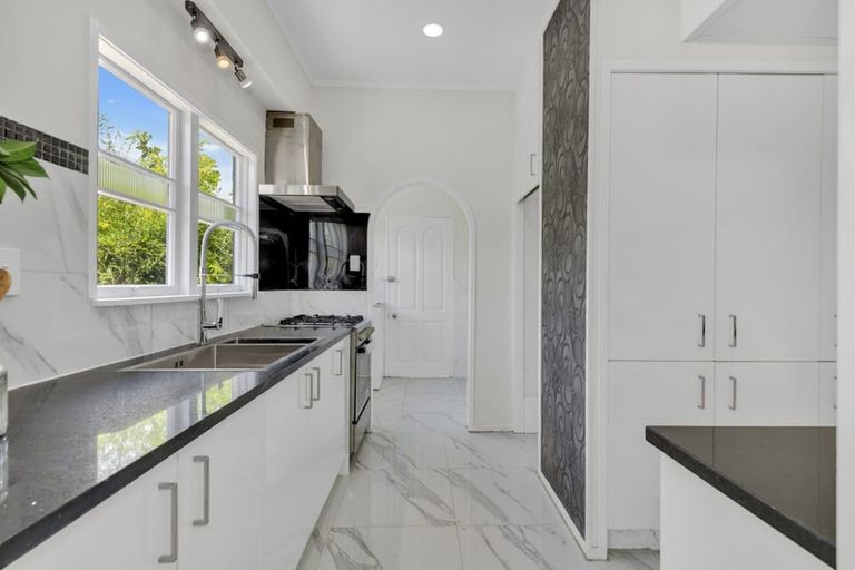 Photo of property in 6 Lipscombe Avenue, Papatoetoe, Auckland, 2025