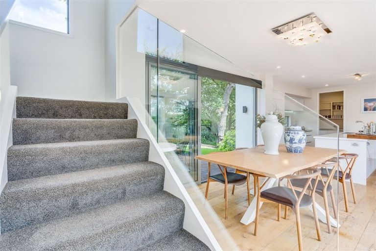 Photo of property in 62a Straven Road, Fendalton, Christchurch, 8014