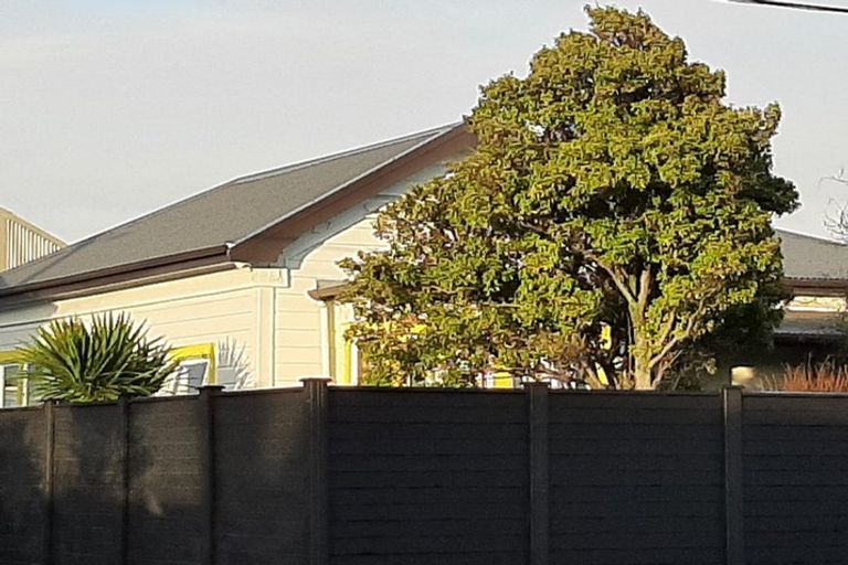 Photo of property in 14 High Street, Petone, Lower Hutt, 5012