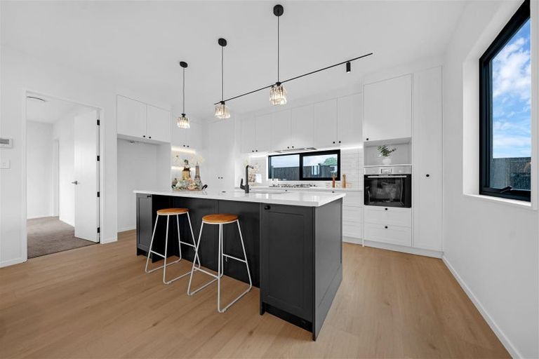 Photo of property in 22 Kakano Street, Clevedon, 2582