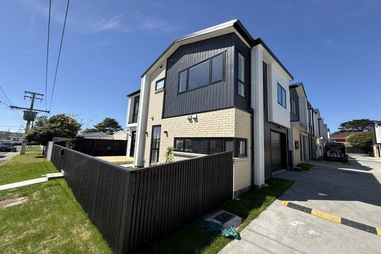 Photo of property in 4a Tainui Terrace, Mangere Bridge, Auckland, 2022