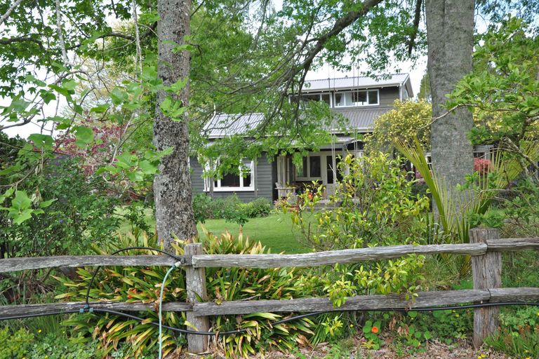 Photo of property in 96 Hepburn Creek Road, Warkworth, 0981