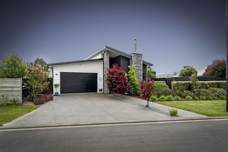 Photo of property in 9 Shona Lane, West Melton, 7618