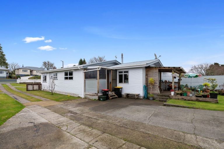 Photo of property in 32 Baird Road, Tokoroa, 3420