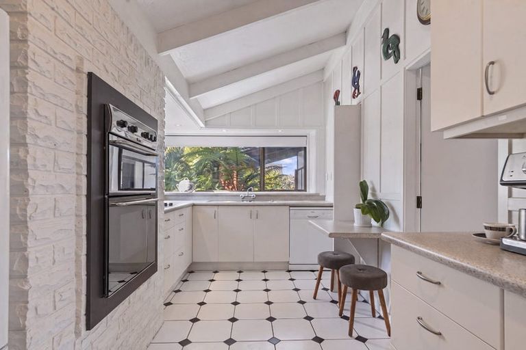 Photo of property in 2/62 Murray Place, St Albans, Christchurch, 8014