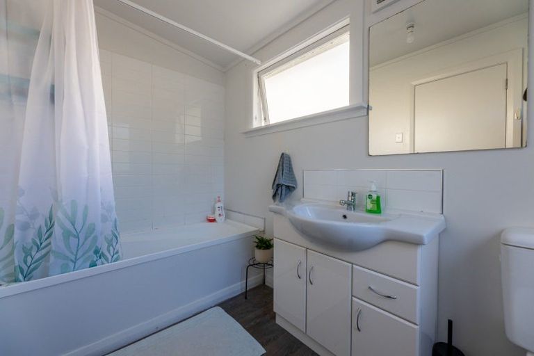 Photo of property in 7 Oates Street, Kaikorai, Dunedin, 9010