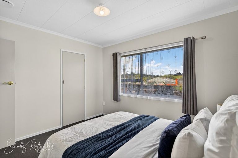 Photo of property in 27 Hurndall Street East, Maungaturoto, 0520