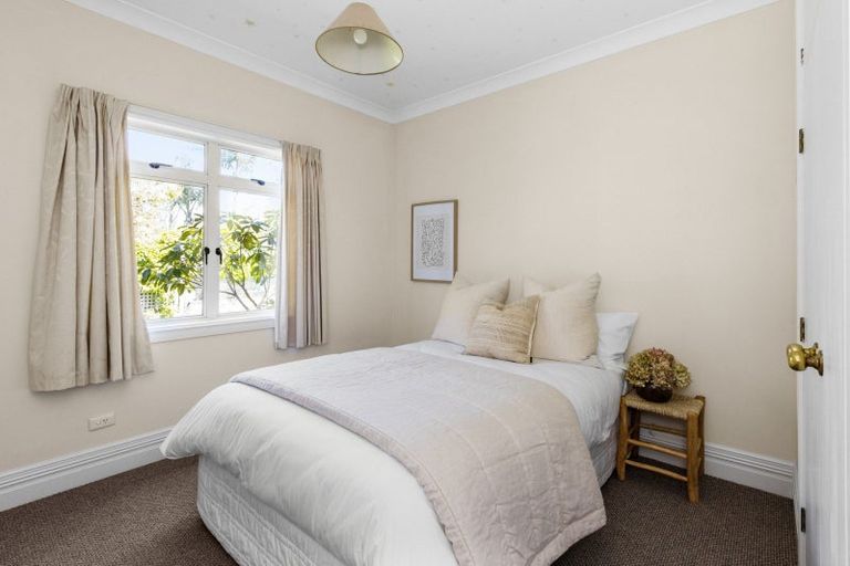 Photo of property in 25 Mission Road, Greenmeadows, Napier, 4112