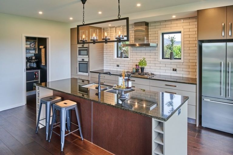 Photo of property in 101 Aotea Drive, Aotea, Porirua, 5024