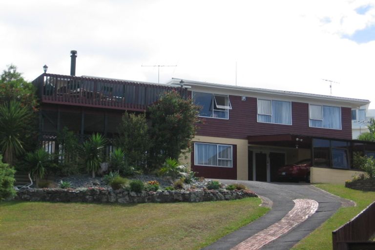 Photo of property in 29 Wyoming Avenue, Murrays Bay, Auckland, 0630