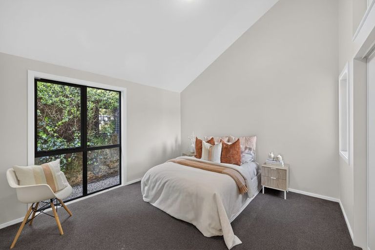 Photo of property in 2/19 Lookaway Place, Huntsbury, Christchurch, 8022