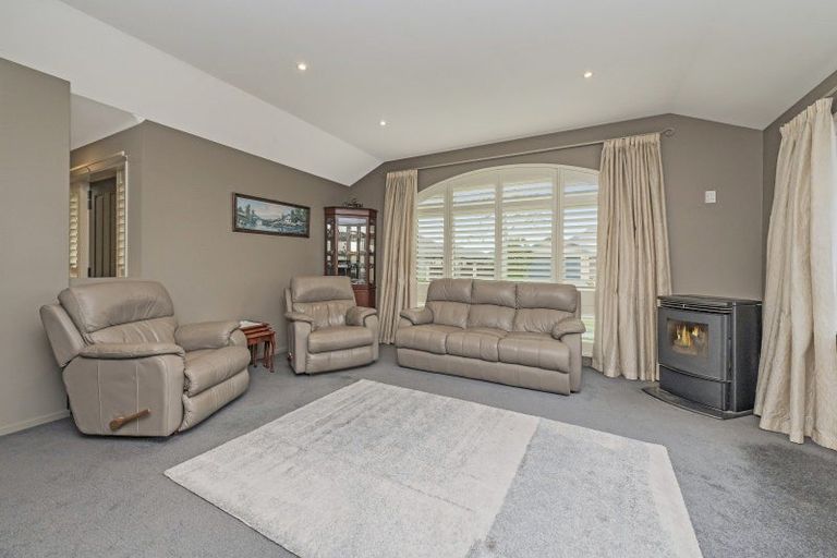 Photo of property in 18 Globe Bay Drive, Templeton, Christchurch, 8042