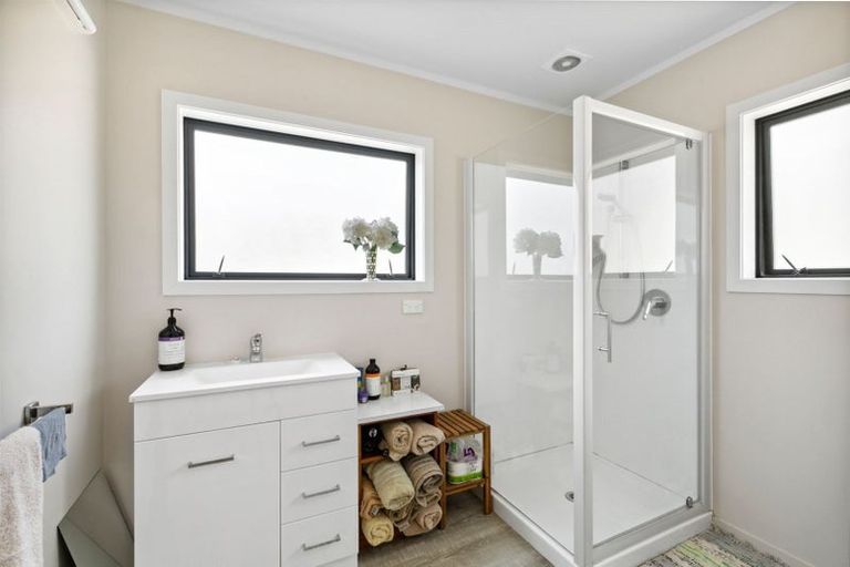 Photo of property in 590 Frankley Road, Hurworth, New Plymouth, 4371