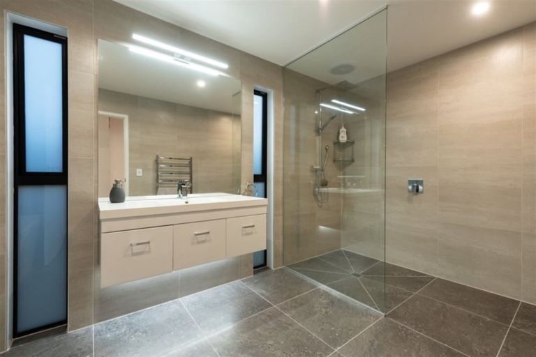 Photo of property in 33 Coast Boulevard, Papamoa Beach, Papamoa, 3118