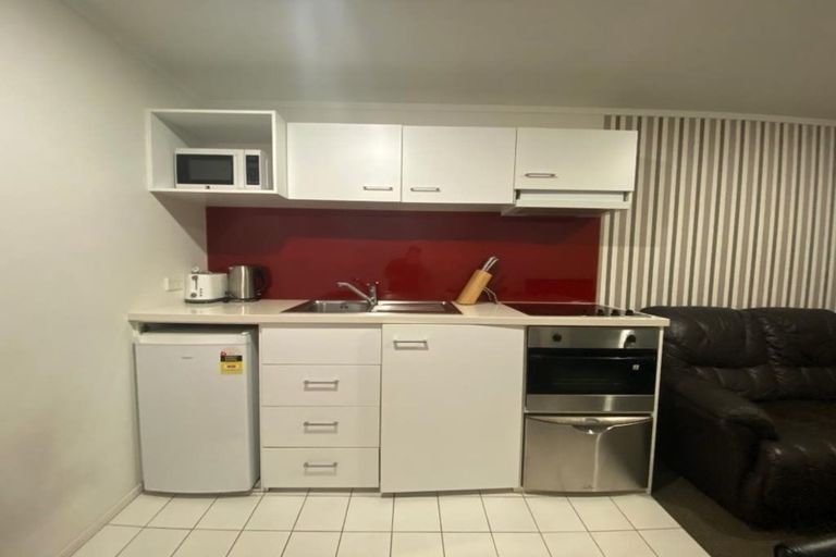 Photo of property in Waldorf Bankside Apartments, 4e/8 Bankside Street, Auckland Central, Auckland, 1010