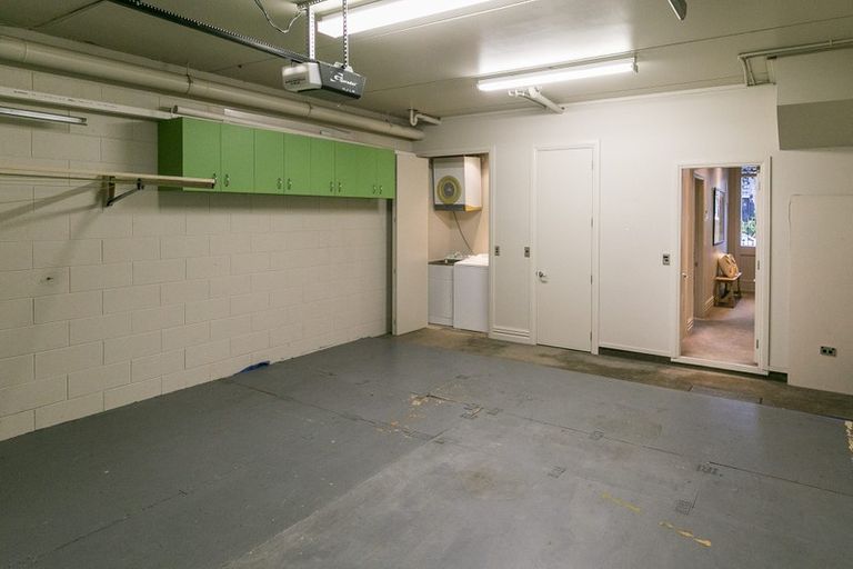 Photo of property in 40b Agra Crescent, Khandallah, Wellington, 6035