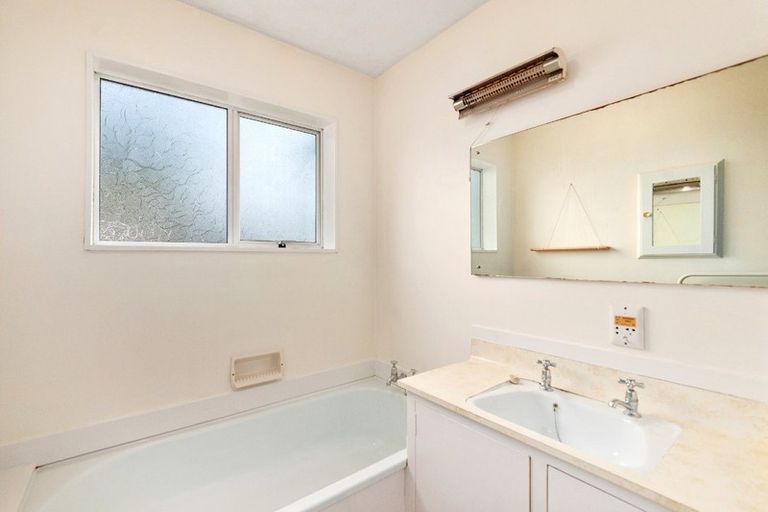 Photo of property in 2/154 Sparks Road, Hoon Hay, Christchurch, 8025