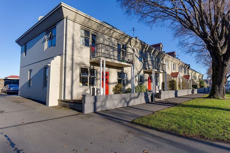 Photo of property in 12/54 Anzac Avenue, Dunedin Central, Dunedin, 9016