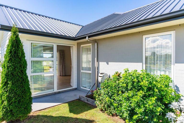 Photo of property in 1 Kermadec Crescent, Waipu, 0510