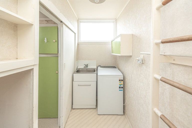 Photo of property in 11 Cambridge Street, Gonville, Whanganui, 4501