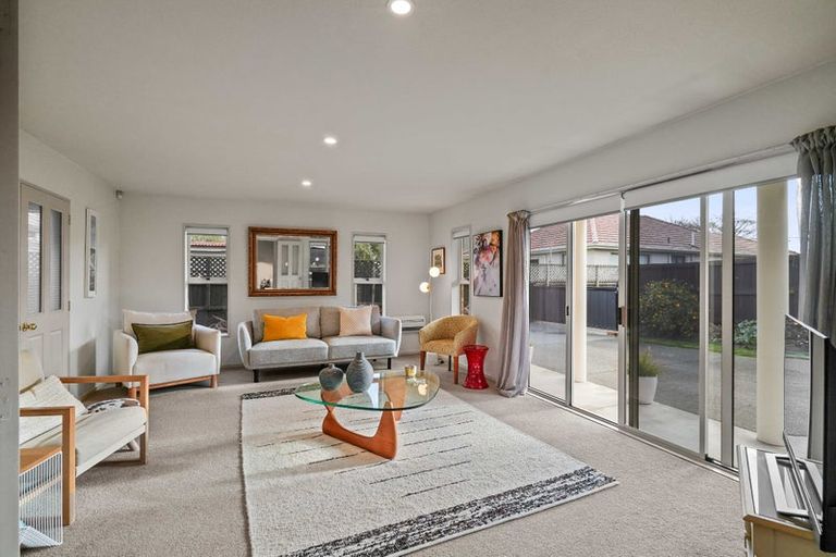 Photo of property in 206a Knowles Street, St Albans, Christchurch, 8052