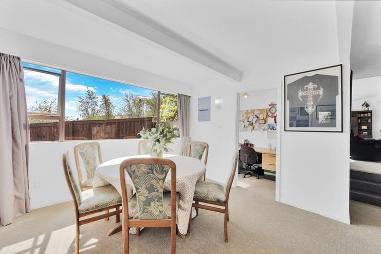 Photo of property in 10 Porritt Place, Stoke, Nelson, 7011