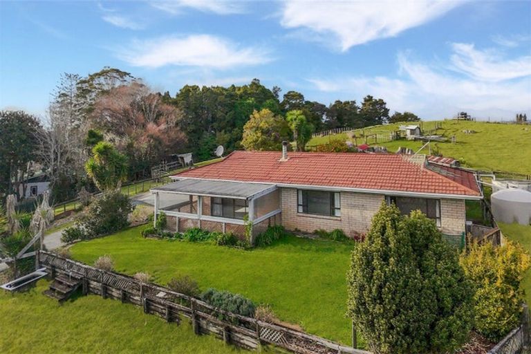 Photo of property in 157a Kaipara Flats Road, Warkworth, 0981