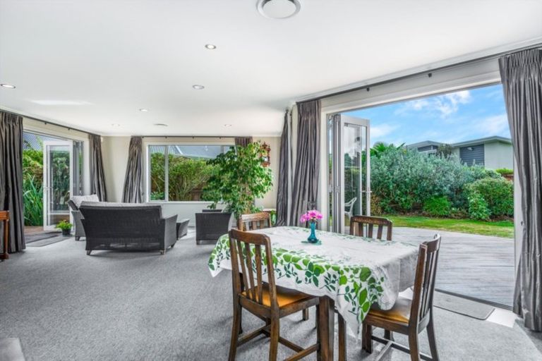 Photo of property in 19 Malbec Place, Rototuna, Hamilton, 3210