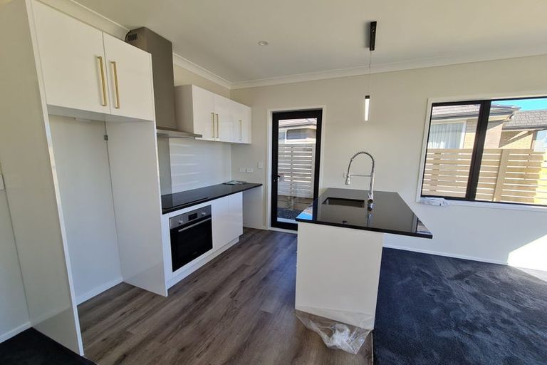 Photo of property in Queen Charlotte Drive, Aotea, Porirua, 5024