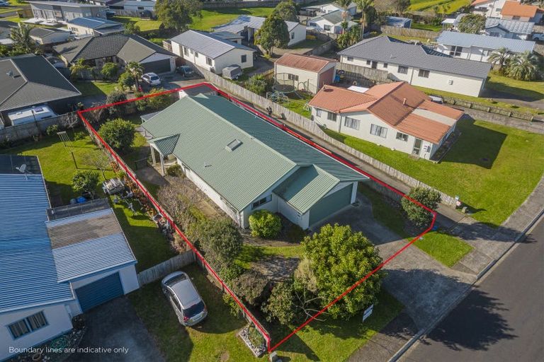 Photo of property in 53 Whitby Avenue, Whitianga, 3510