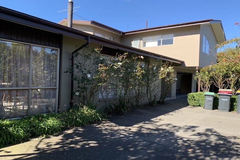 Photo of property in 1/46 Bryndwr Road, Fendalton, Christchurch, 8052