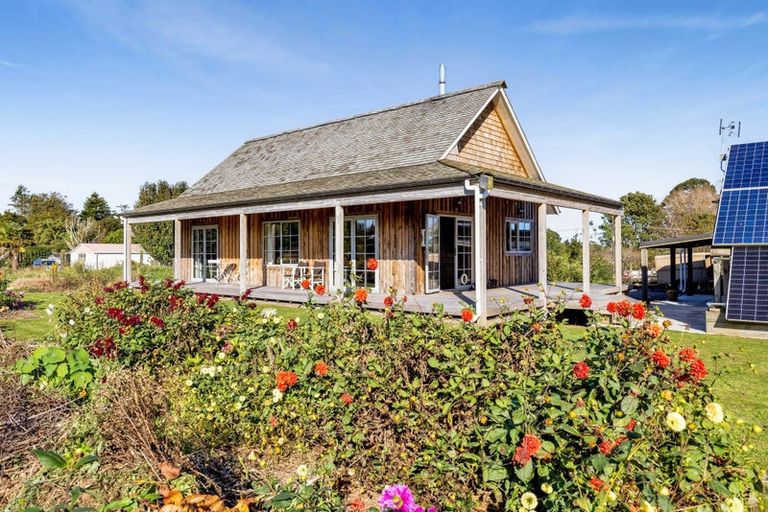 Photo of property in 28 Bridger Place, Eltham, 4322