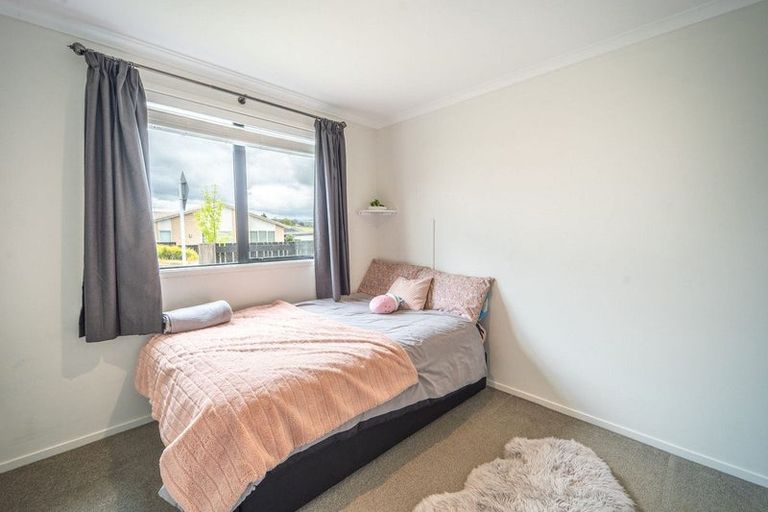 Photo of property in 6 Settler Avenue, Omokoroa, 3114