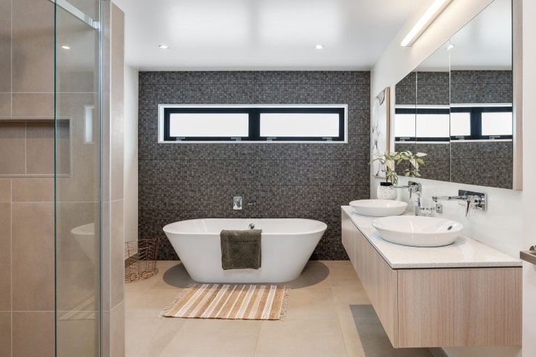 Photo of property in 48 Office Road, Merivale, Christchurch, 8014