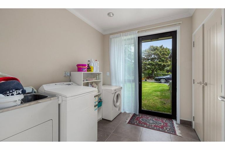 Photo of property in 2 Pickmere Lane, Kerikeri, 0230