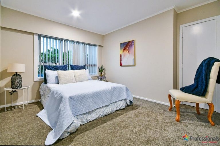 Photo of property in 27 Thompson Terrace, Manurewa, Auckland, 2102