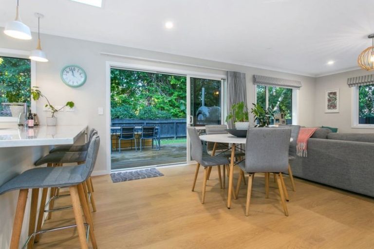 Photo of property in 28c Hamilton Road, Cambridge, 3434