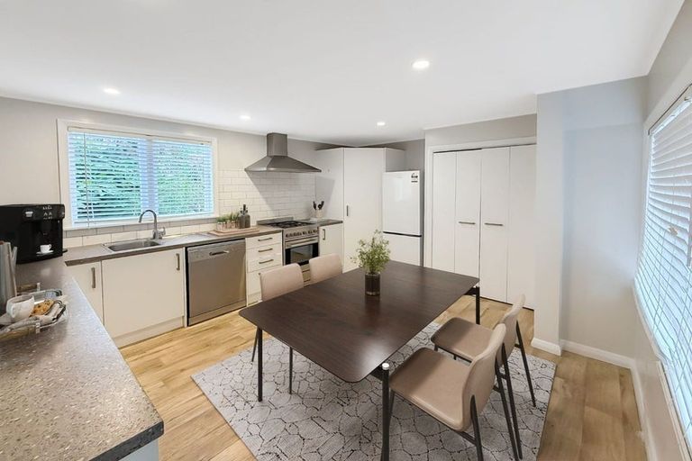 Photo of property in 10a Queens Drive, Kilbirnie, Wellington, 6022