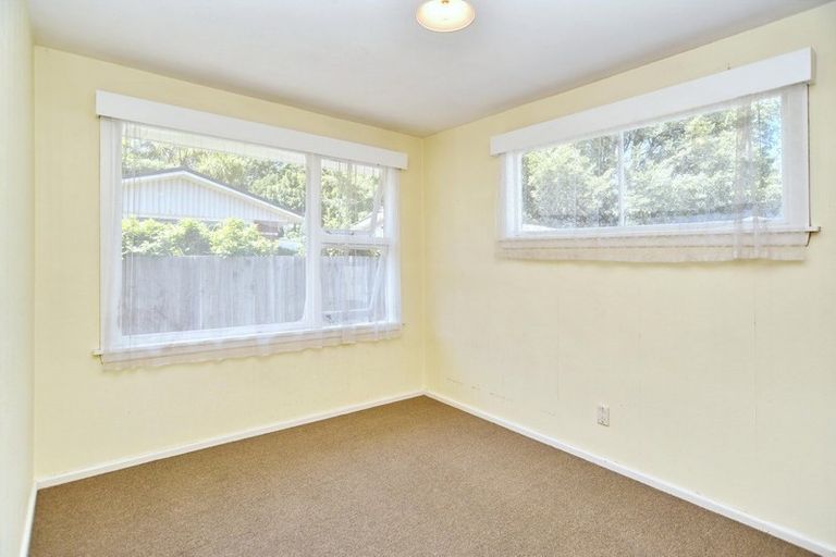 Photo of property in 63 Woodbury Street, Russley, Christchurch, 8042
